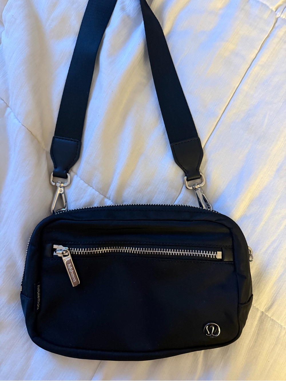 lululemon athletica Black Nylon Crossbody Belt Bag